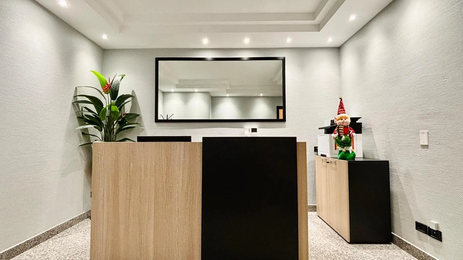 Les Suites Bari Italian Excellence Bed And Breakfast 0*,