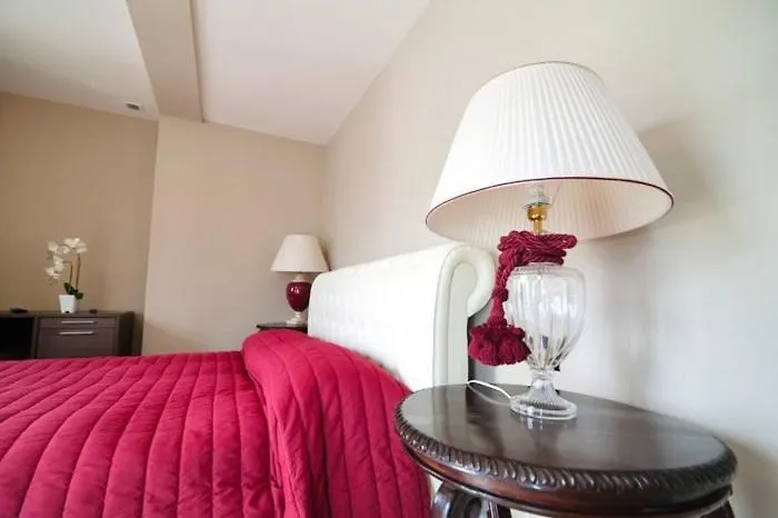 Les Suites Bari Italian Excellence Bed And Breakfast 0*,  Италия